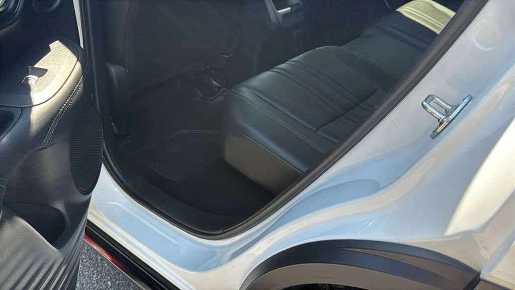 Certified 2026 Honda HR-V EX-L image 30