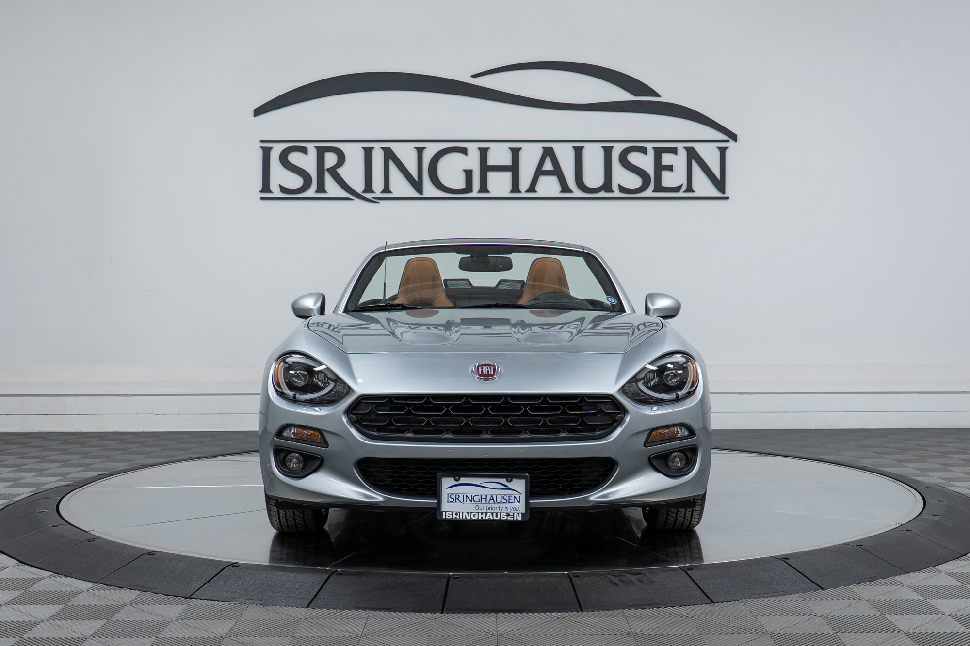 Used 2018 FIAT 124 Spider Lusso w/ Convenience Group image 2
