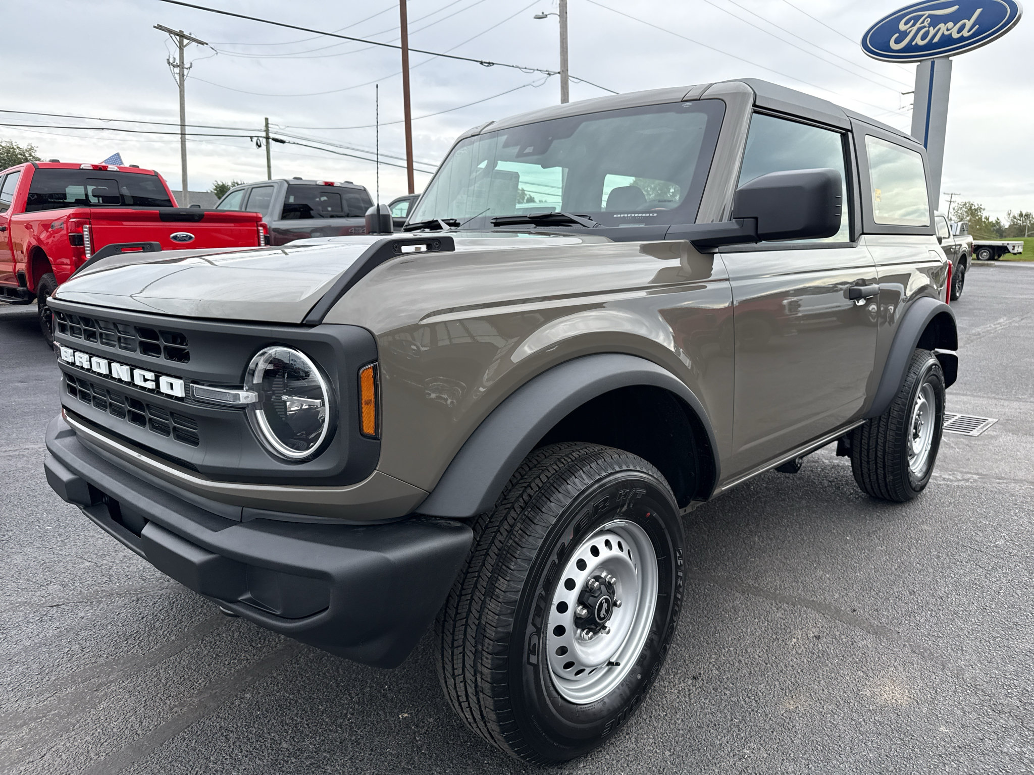 New 2026 Ford Bronco 2-Door AWD/4WD image 4