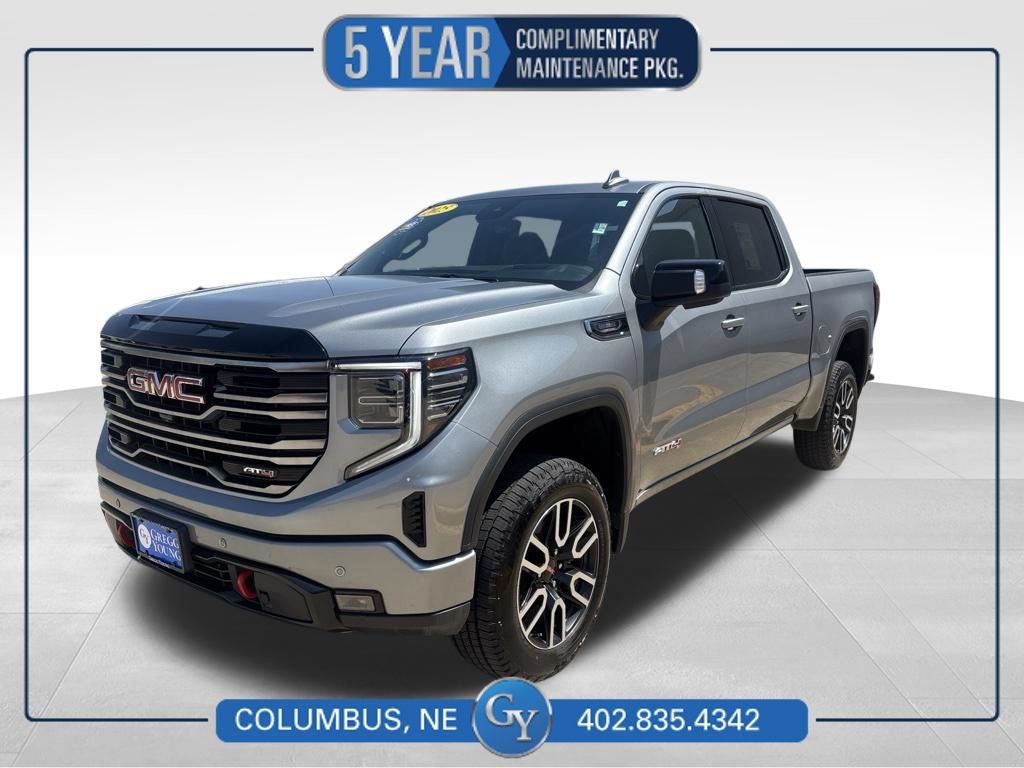 Used 2025 GMC Sierra 1500 AT4 w/ Technology Package AWD/4WD image 1