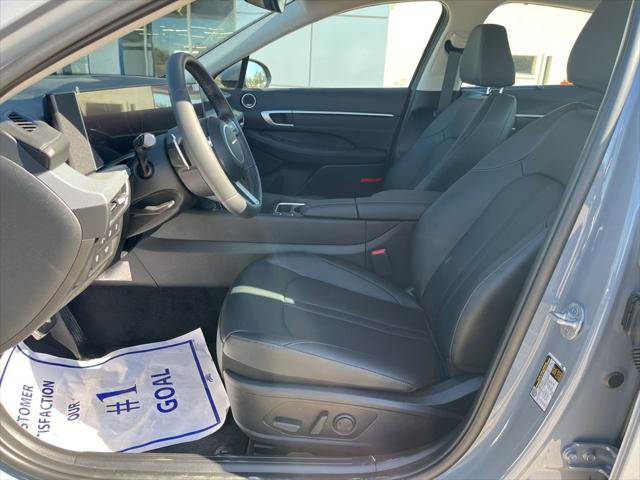 Used 2025 Hyundai Sonata Limited image 7