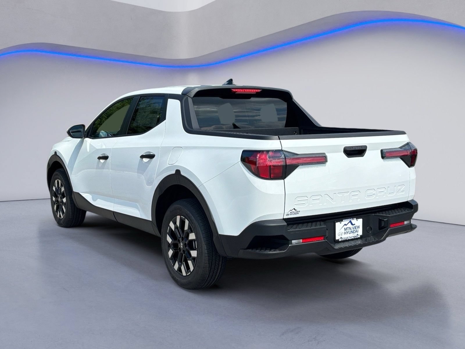 New 2027 Hyundai Santa Cruz SE FWD image 3