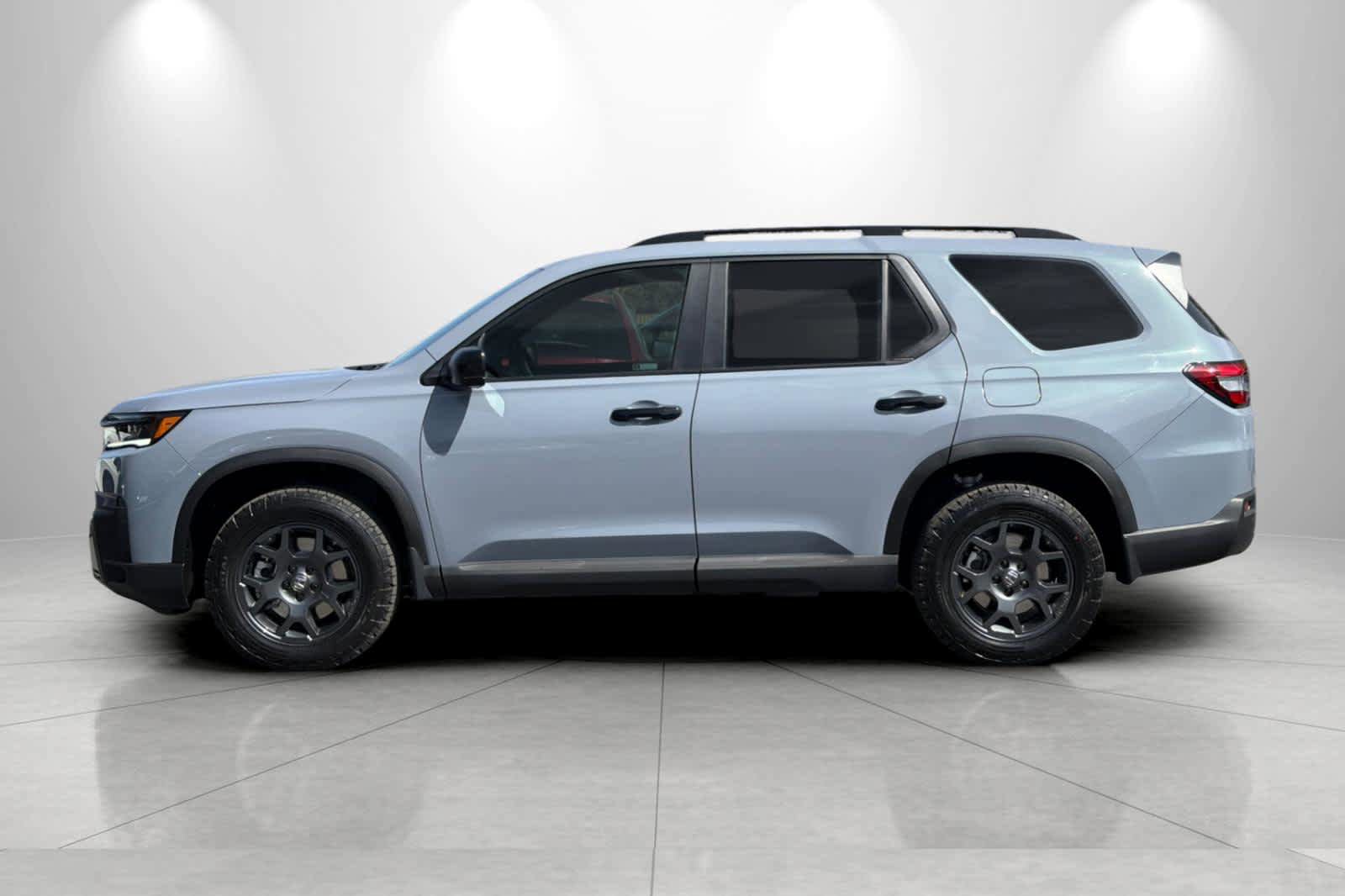 New 2026 Honda Pilot TrailSport image 5
