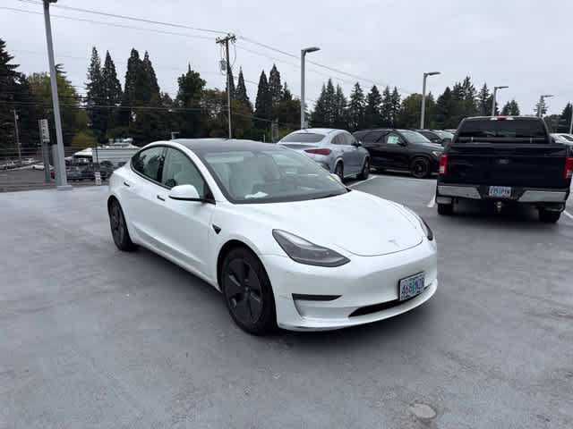 Used 2023 Tesla Model 3 Standard Range RWD image 3