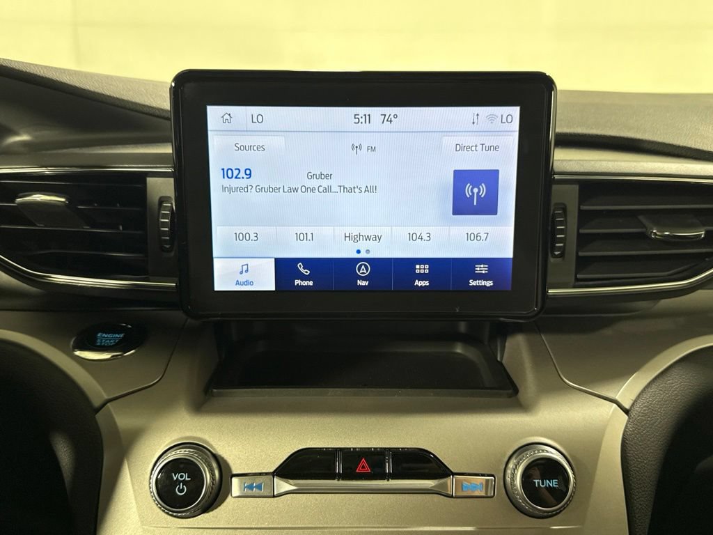 Used 2023 Ford Explorer XLT w/ Equipment Group 202A AWD/4WD image 27