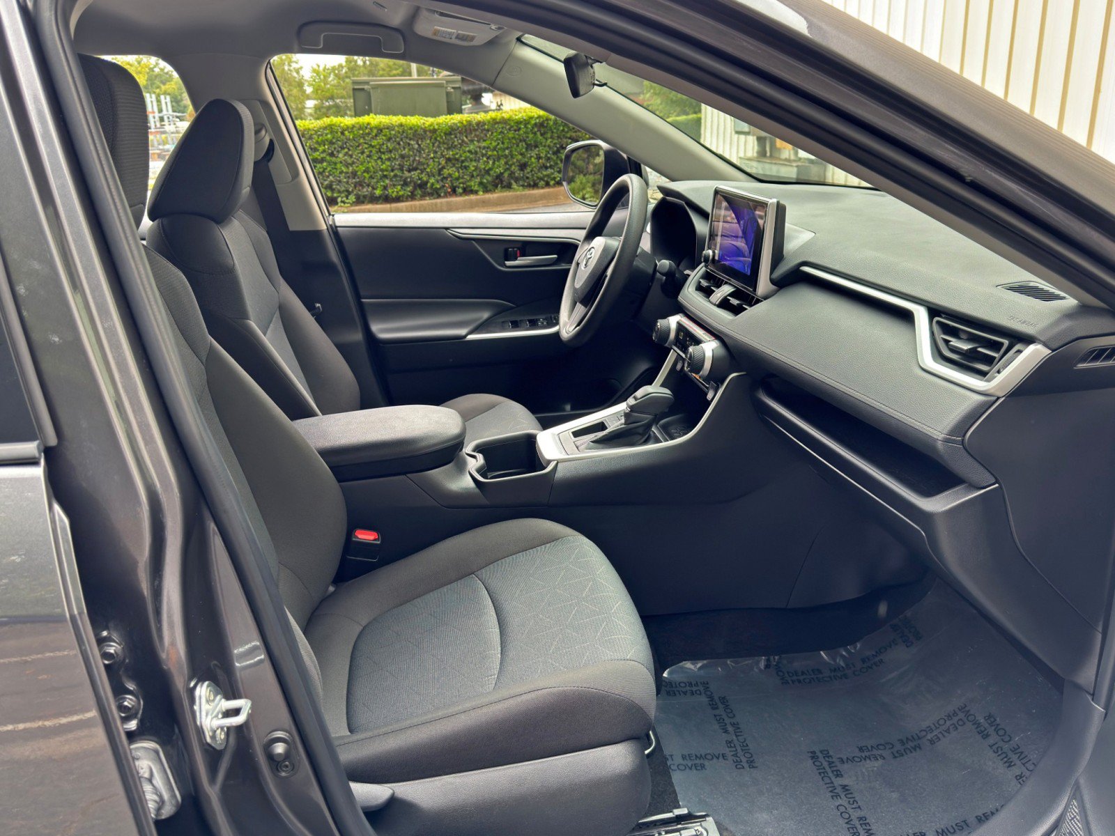 Used 2024 Toyota RAV4 XLE FWD image 14