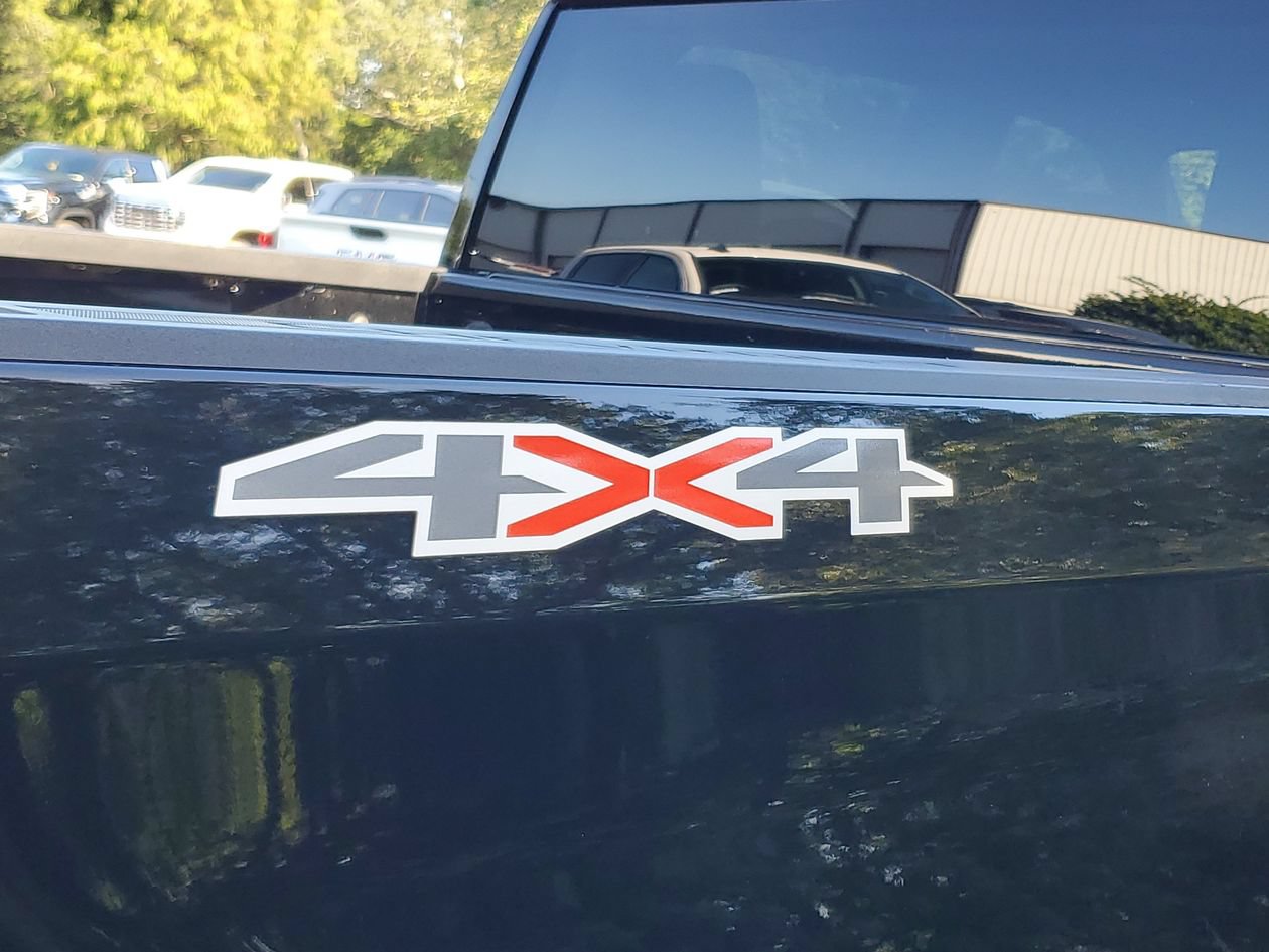 Used 2026 Chevrolet Silverado 1500 Custom AWD/4WD image 9