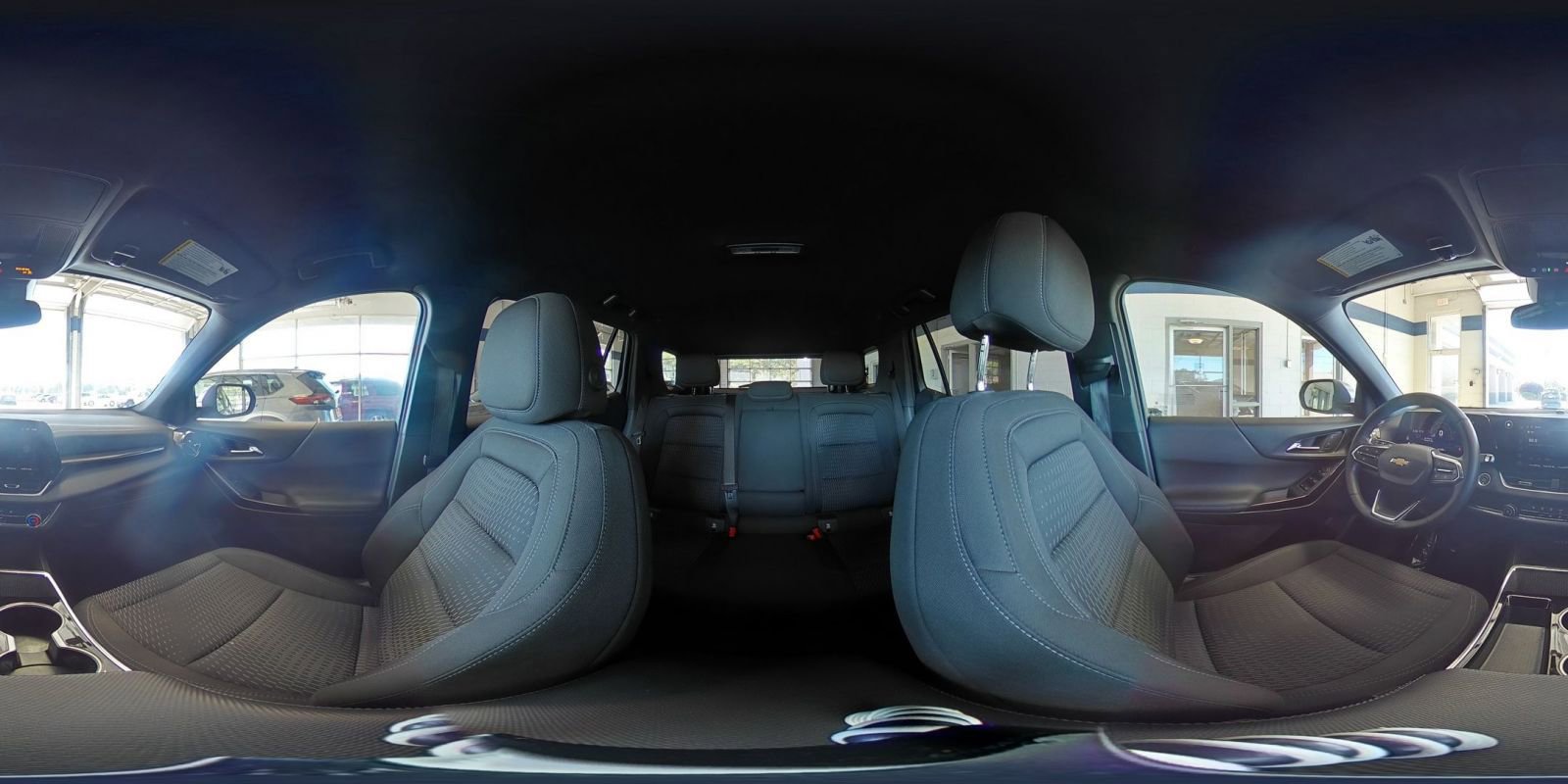 Used 2025 Chevrolet Equinox LT FWD image 42