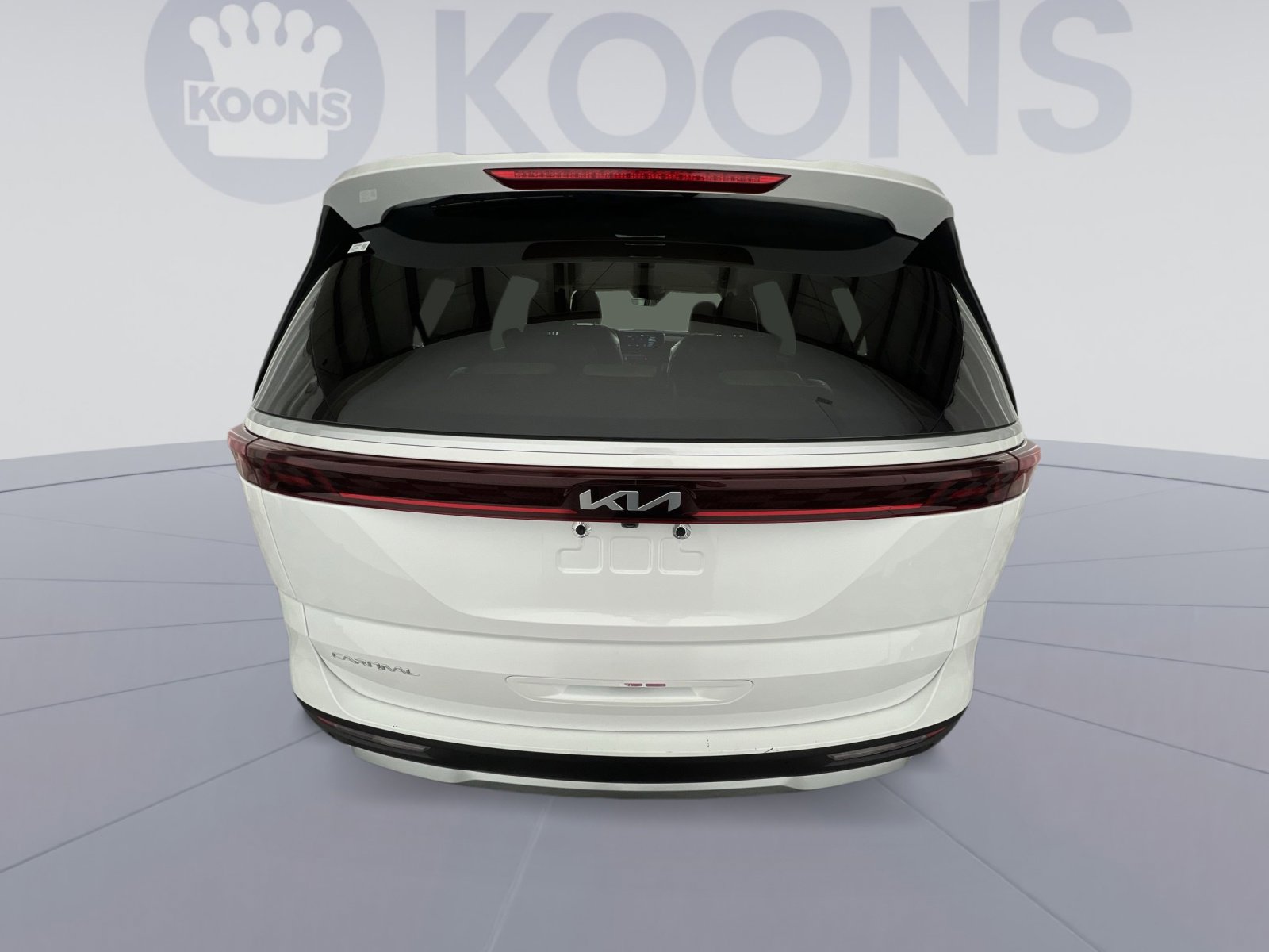 Used 2024 Kia Carnival EX image 5