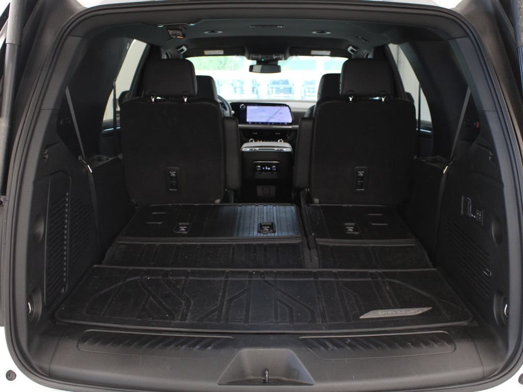 Used 2025 Chevrolet Tahoe LT w/ Comfort Package RWD image 40