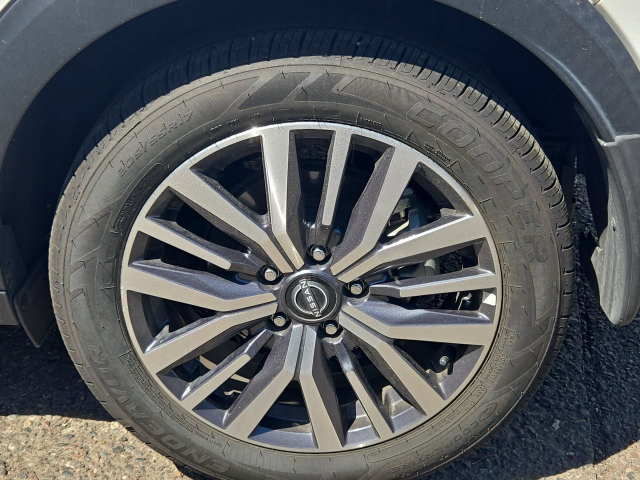 Used 2023 Nissan Kicks SV FWD image 23