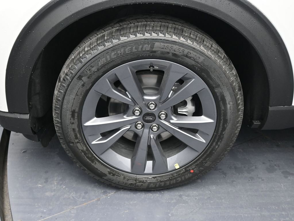 New 2026 Ford Explorer Active image 10