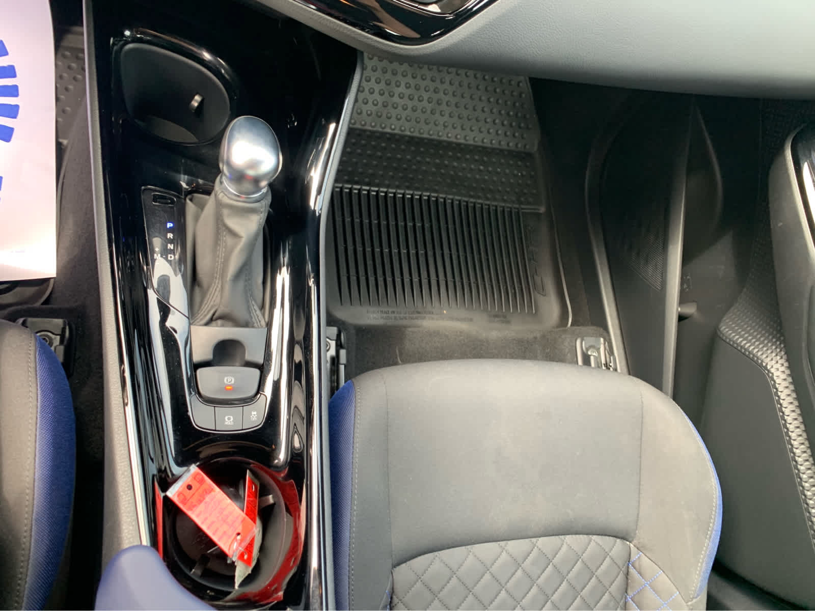 Used 2022 Toyota C-HR XLE FWD image 20