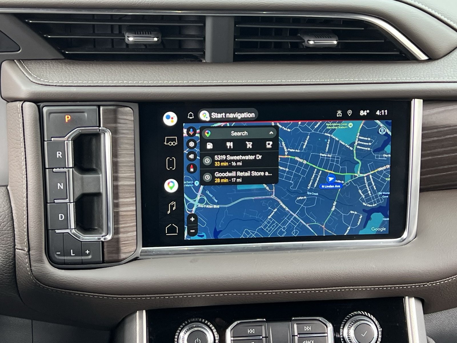 Used 2022 GMC Yukon XL Denali AWD/4WD image 19