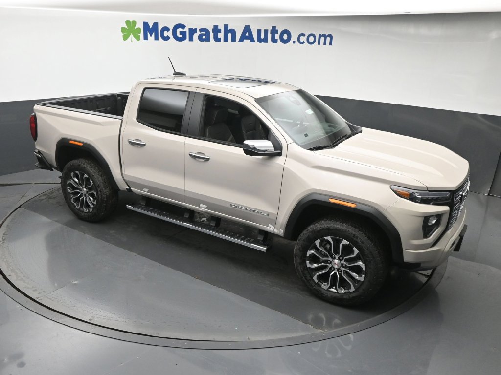 New 2026 GMC Canyon Denali AWD/4WD image 3