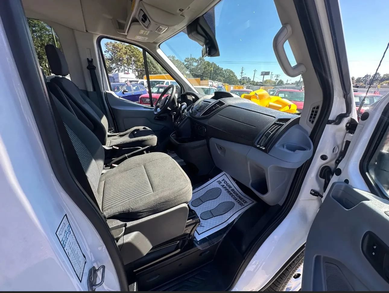 Used 2018 Ford Transit 350 XLT RWD image 12