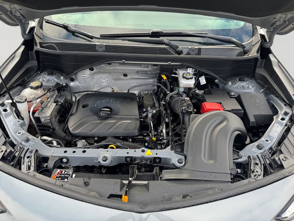 Used 2024 Buick Encore GX Sport Touring w/ Comfort Package image 9