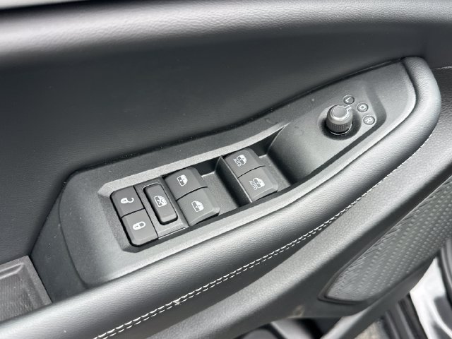 New 2026 Jeep Grand Cherokee Altitude AWD/4WD image 13