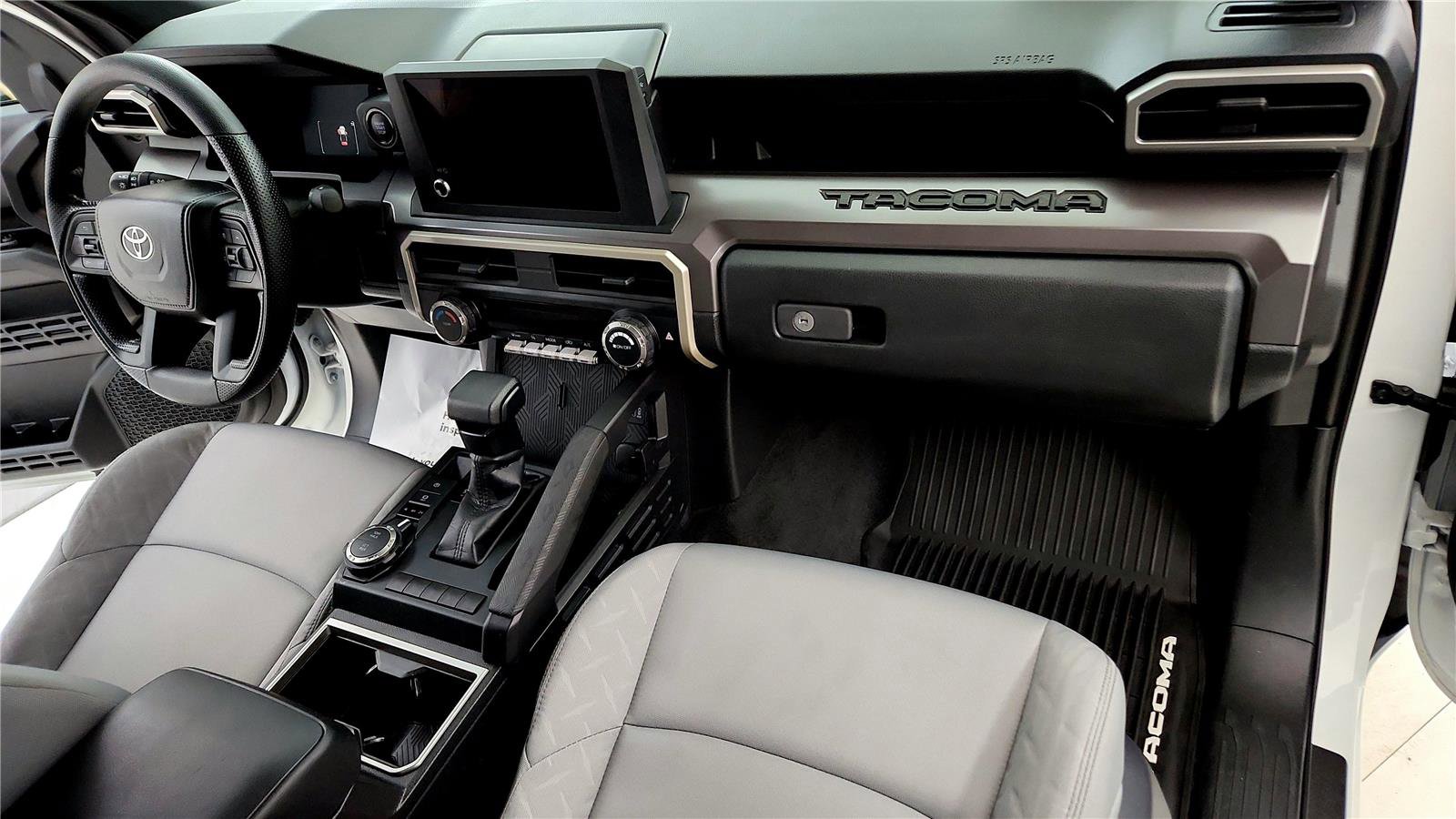 Certified 2025 Toyota Tacoma SR5 image 23