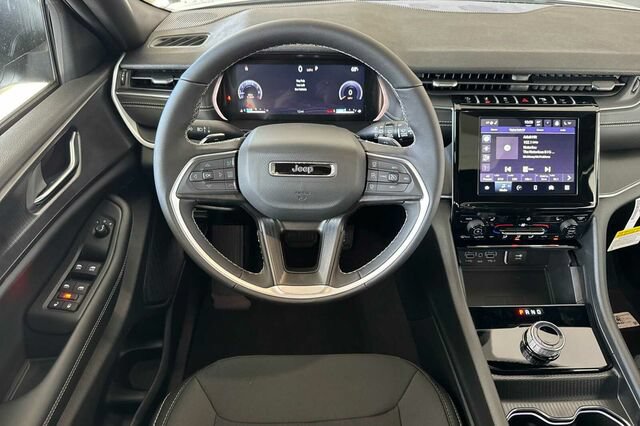 New 2026 Jeep Grand Cherokee Laredo X AWD/4WD image 11