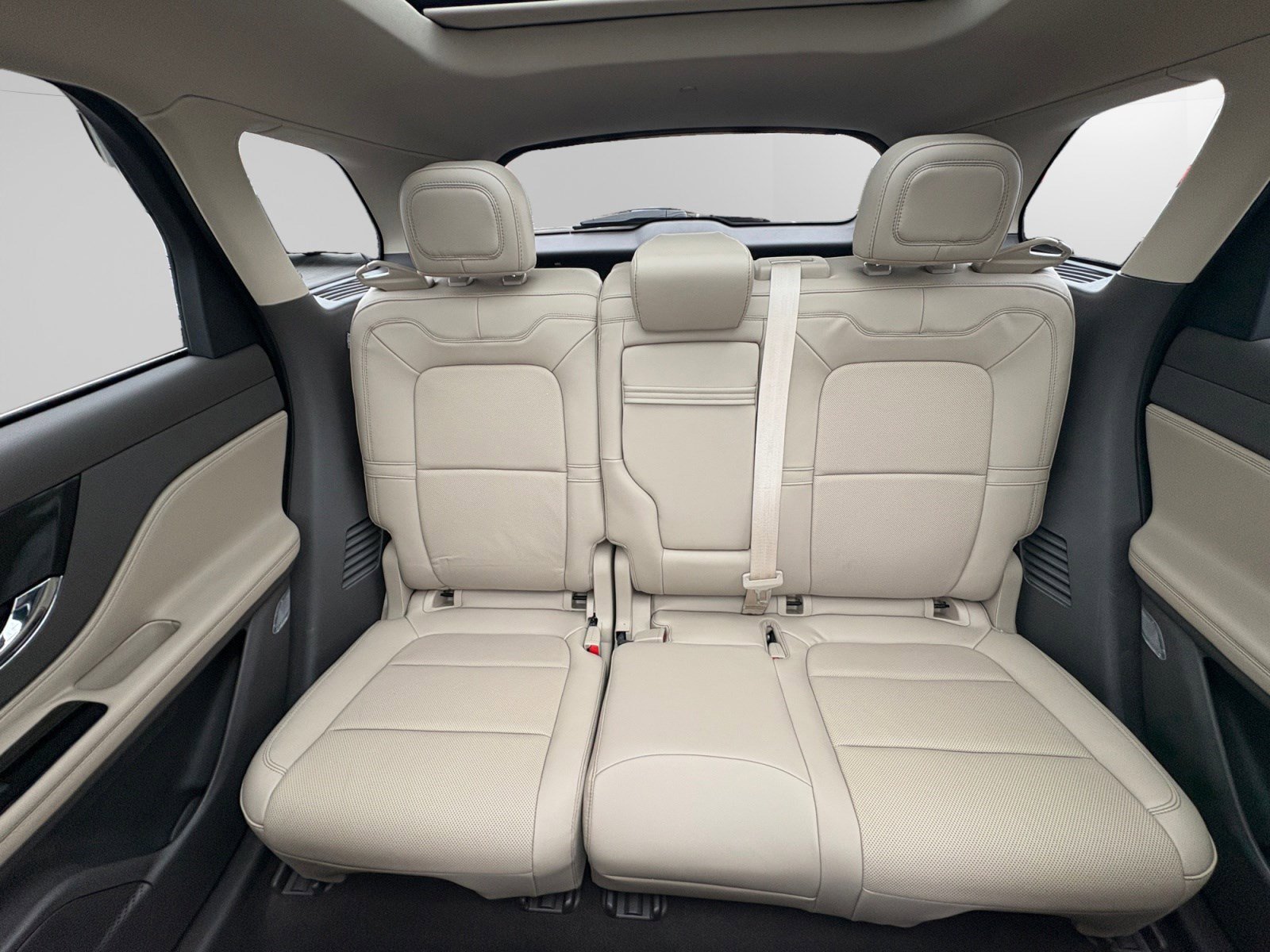 Certified 2024 Lincoln Corsair Grand Touring w/ Equipment Group 301A image 13