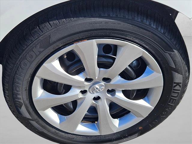 Used 2025 Toyota Corolla LE image 5
