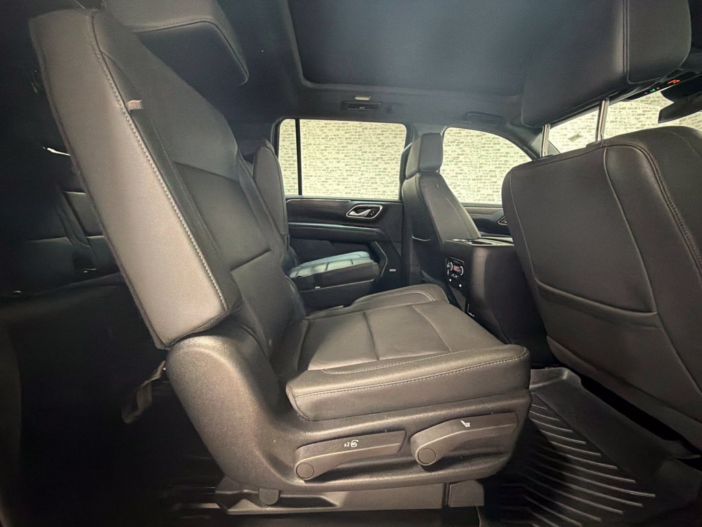 Used 2023 Chevrolet Suburban Z71 AWD/4WD image 13
