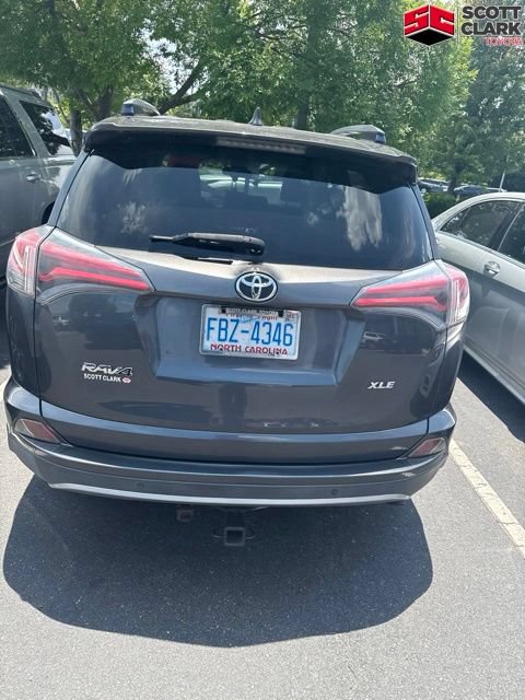 Used 2017 Toyota RAV4 XLE FWD image 13