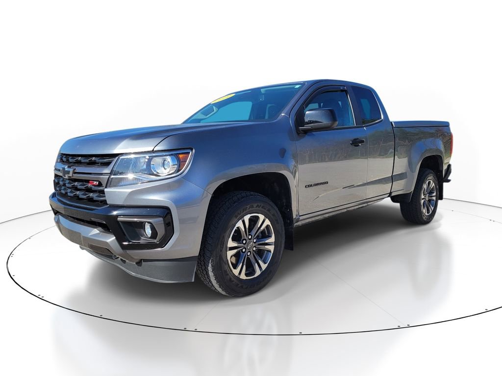 Used 2021 Chevrolet Colorado Z71 w/ Safety Package AWD/4WD image 2