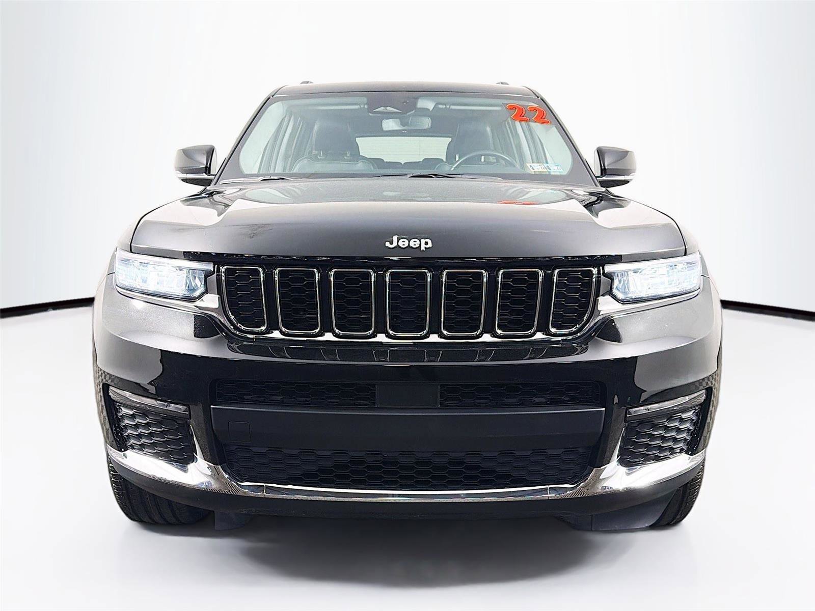 Used 2022 Jeep Grand Cherokee L Limited image 2