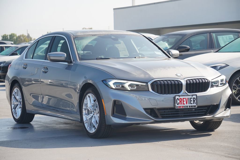 Used 2025 BMW 330i xDrive Sedan AWD/4WD image 3