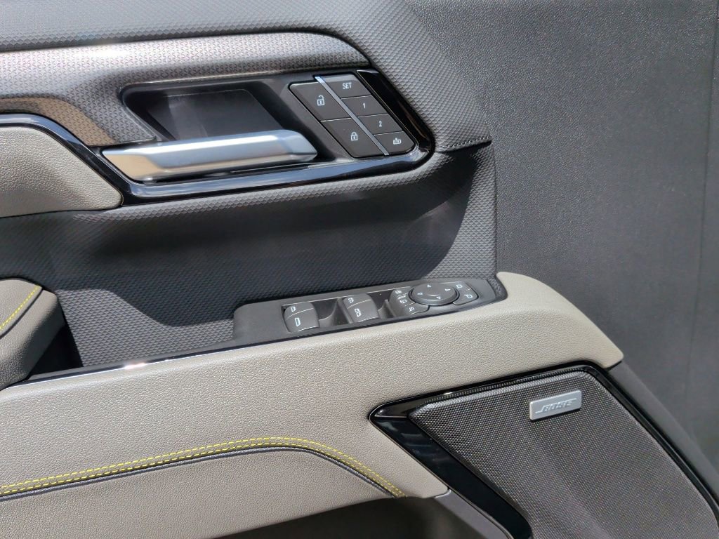 New 2026 Chevrolet Silverado 2500 ZR2 AWD/4WD image 12