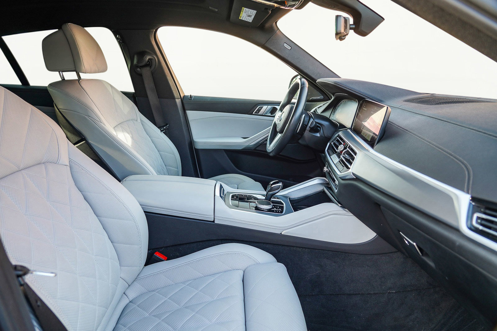 Used 2023 BMW X6 xDrive40i w/ M Sport Package image 20