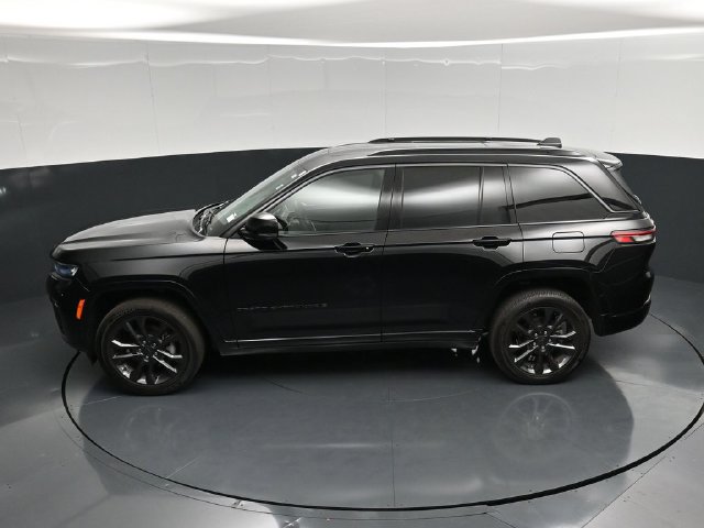 Used 2026 Jeep Grand Cherokee Limited AWD/4WD image 52