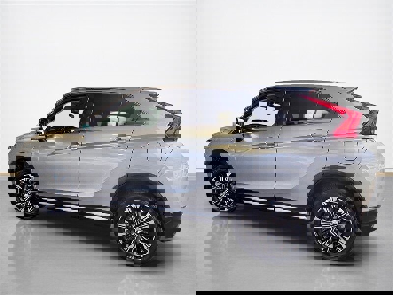 Used 2018 Mitsubishi Eclipse Cross SE image 7