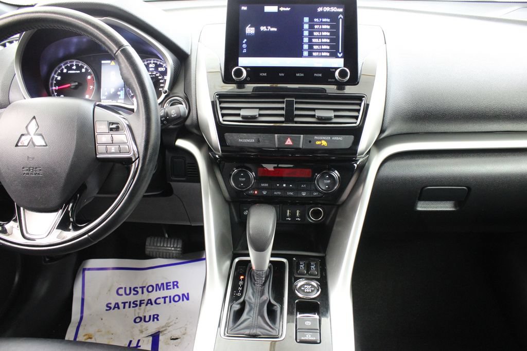 Used 2025 Mitsubishi Eclipse Cross SEL AWD/4WD image 21