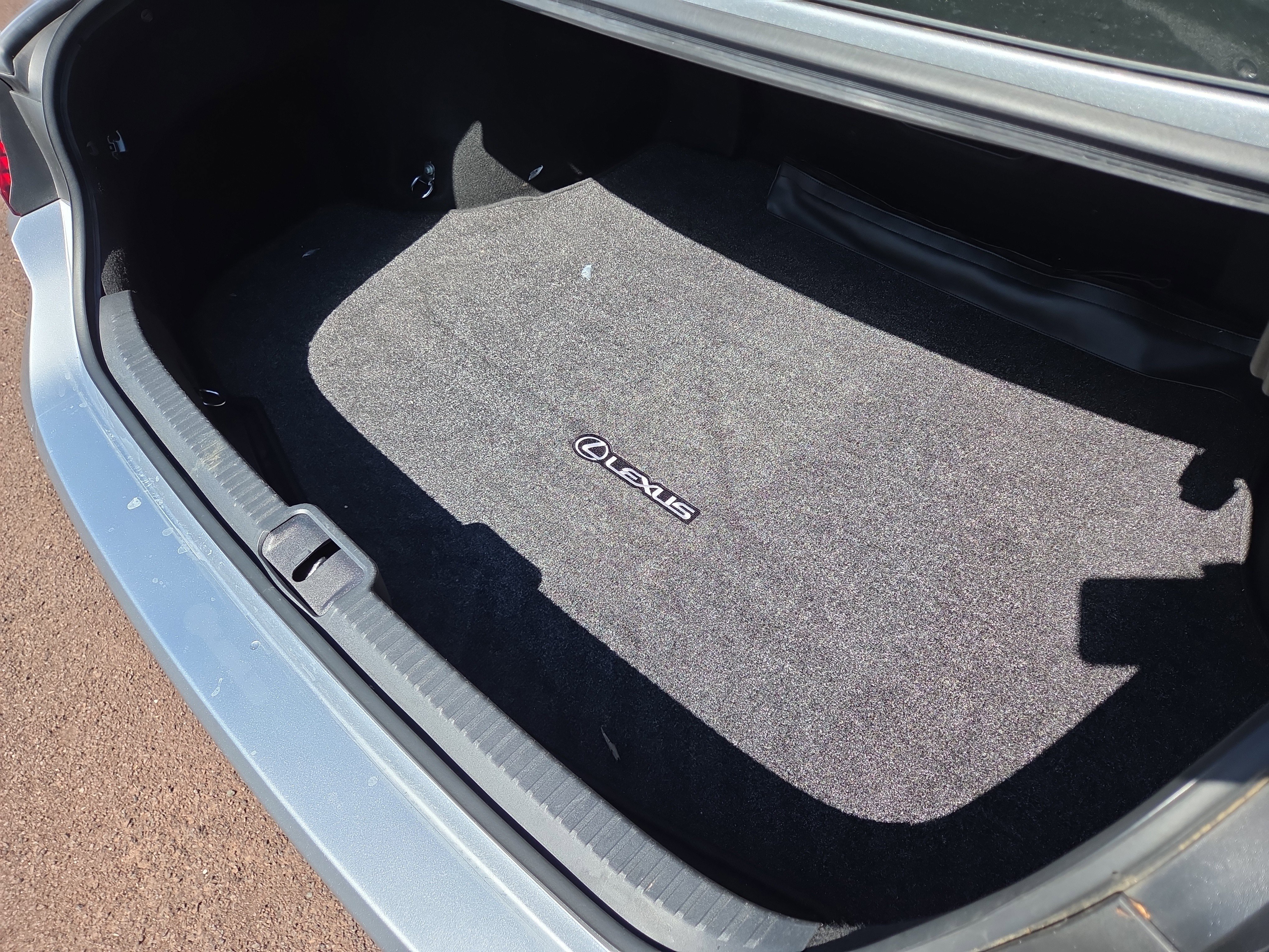 Used 2024 Lexus ES 350 w/ Premium Package image 38