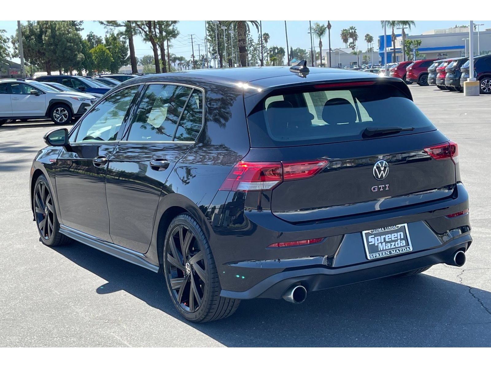 Used 2022 Volkswagen GTI SE FWD image 4