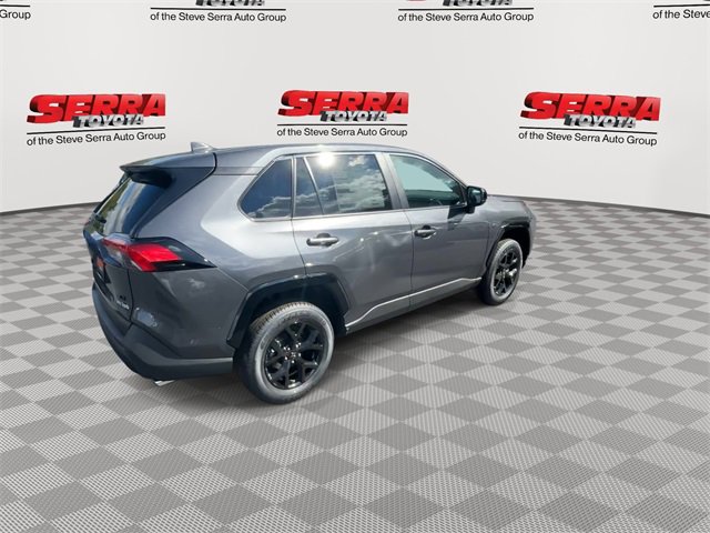 Used 2025 Toyota RAV4 LE image 9