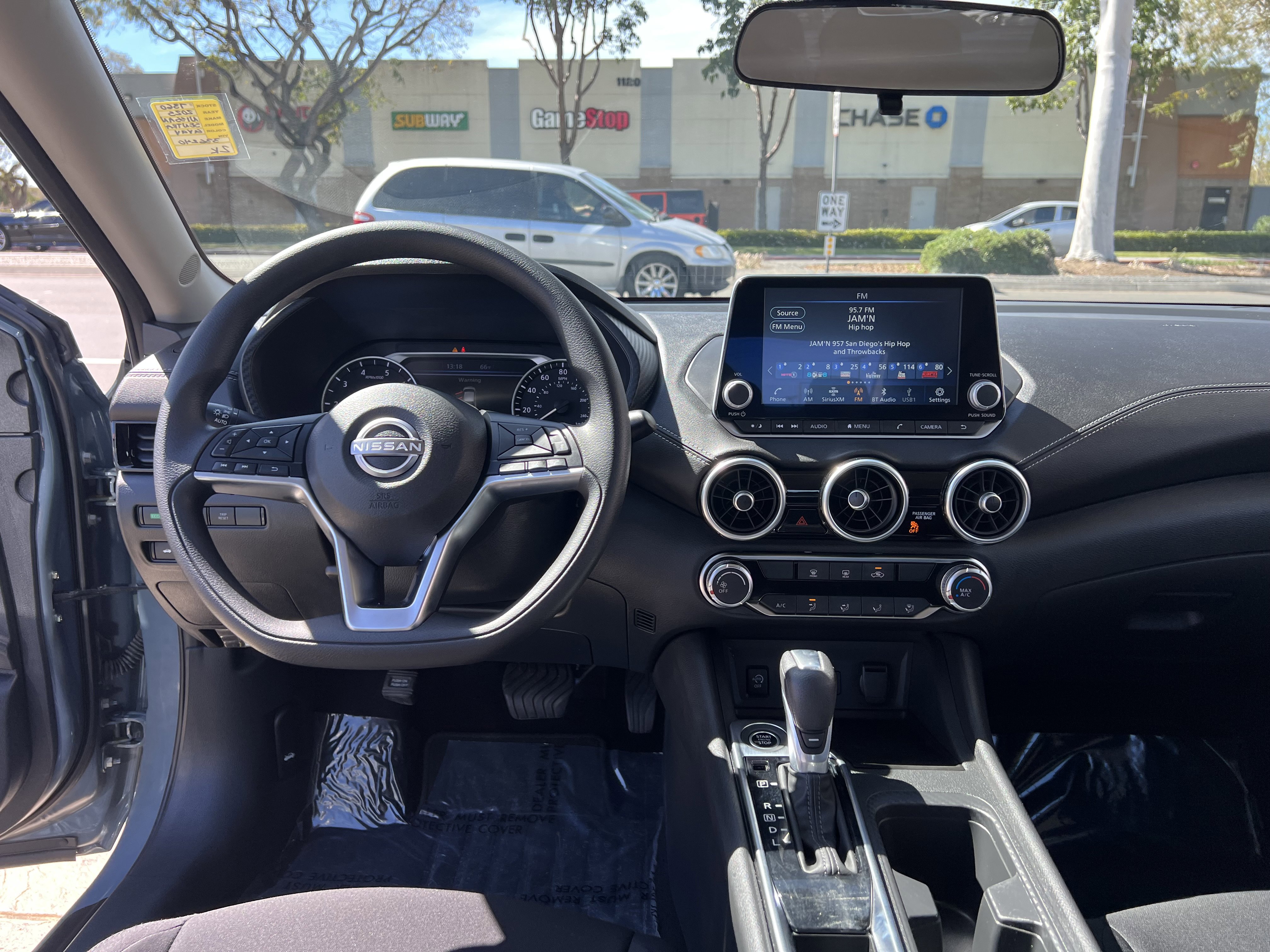 Used 2025 Nissan Sentra SV w/ Trunk Package FWD image 16