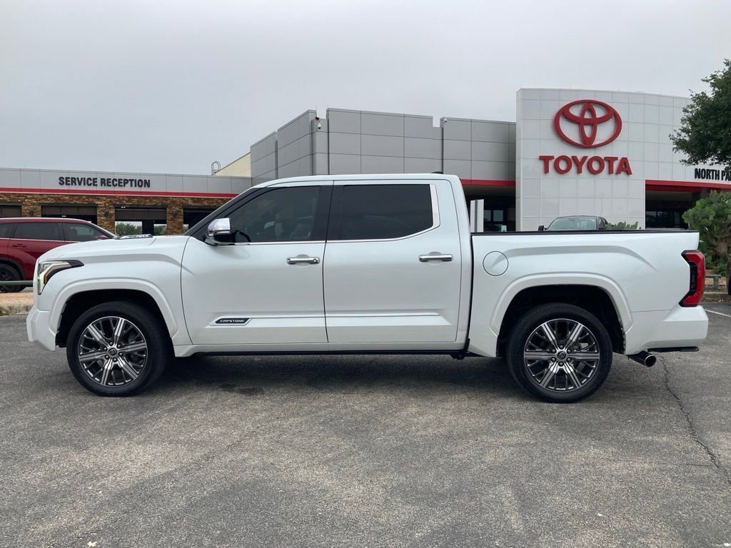 Used 2023 Toyota Tundra Capstone AWD/4WD image 6