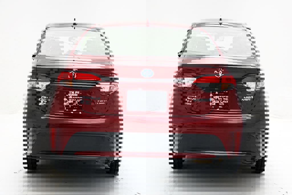 Used 2022 Toyota Corolla LE image 7