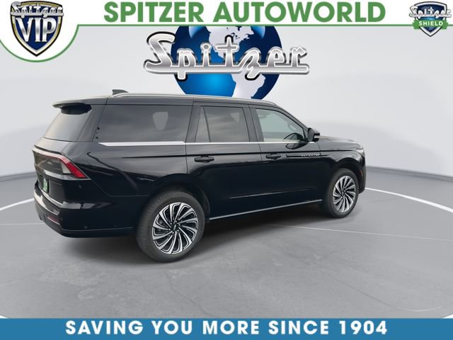Used 2025 Lincoln Navigator Black Label image 9