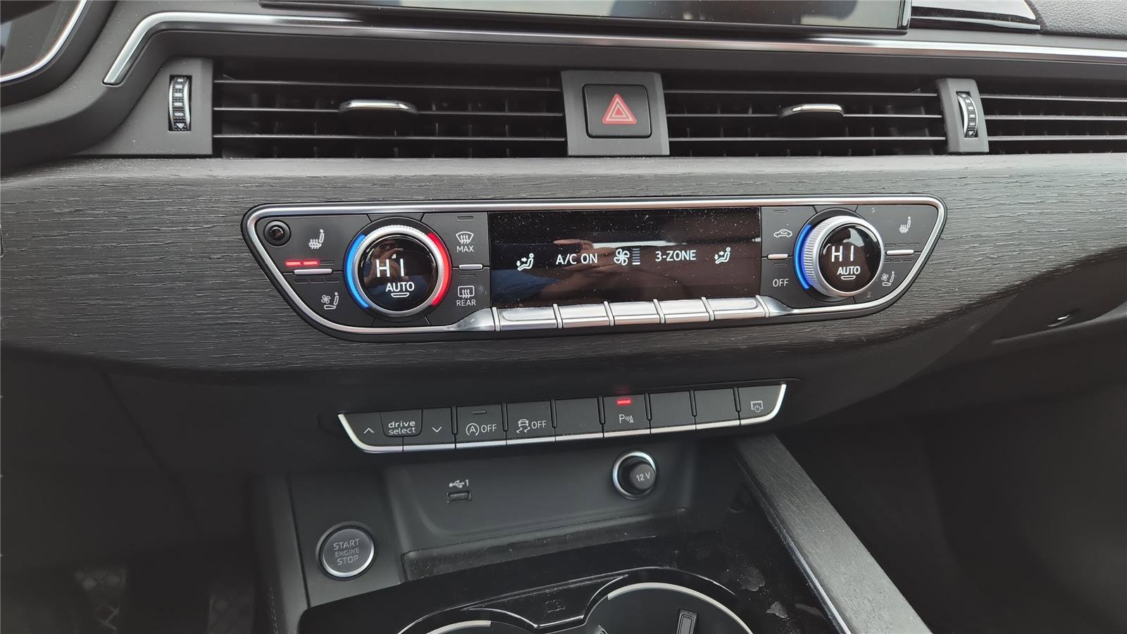 Used 2022 Audi A4 2.0T Premium Plus w/ Premium Plus Package AWD/4WD image 20