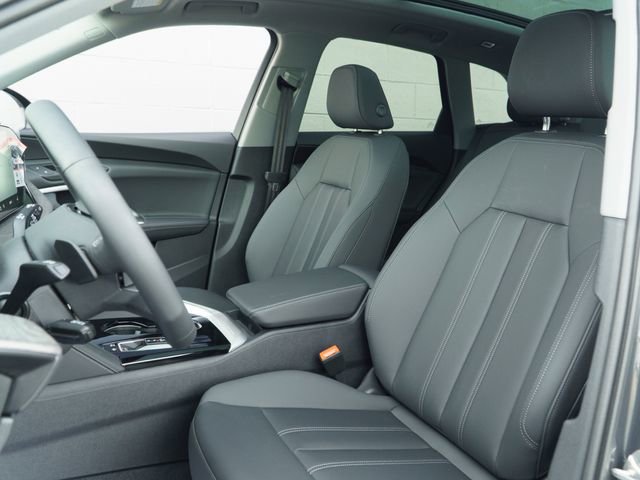 New 2026 Audi SQ5 Premium Plus image 8