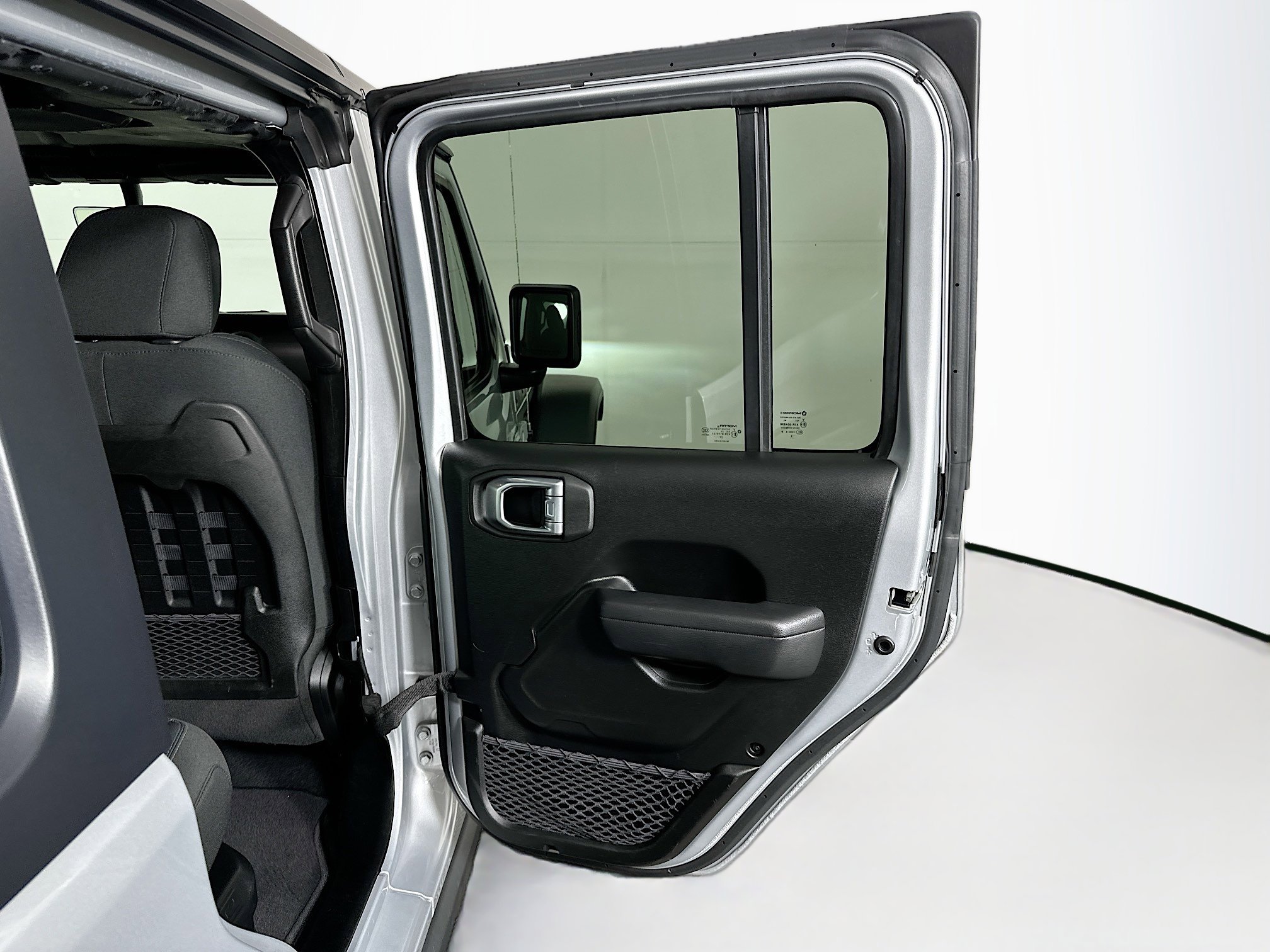 Used 2023 Jeep Wrangler Unlimited Rubicon 4xe w/ Safety Group image 29