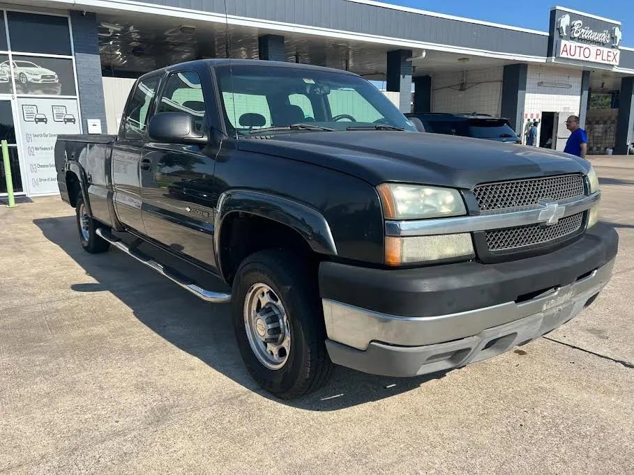 Used 2003 Chevrolet Silverado 2500 LS image 3