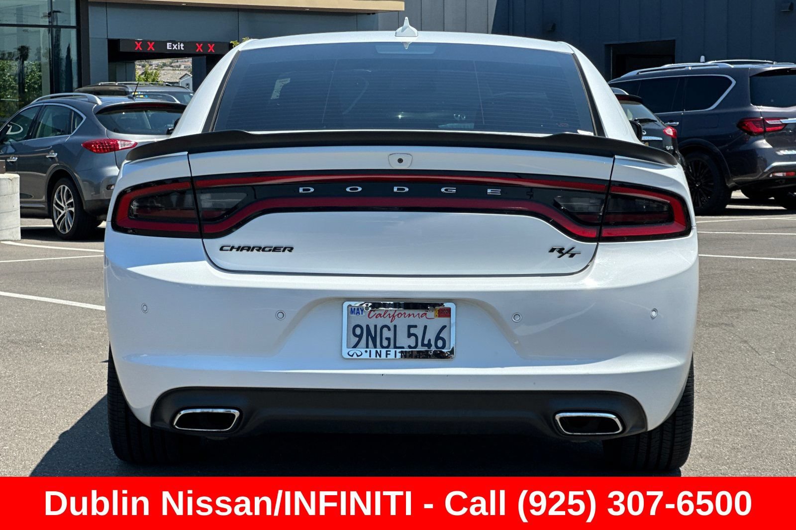 Used 2018 Dodge Charger R/T w/ Blacktop Package RWD image 5