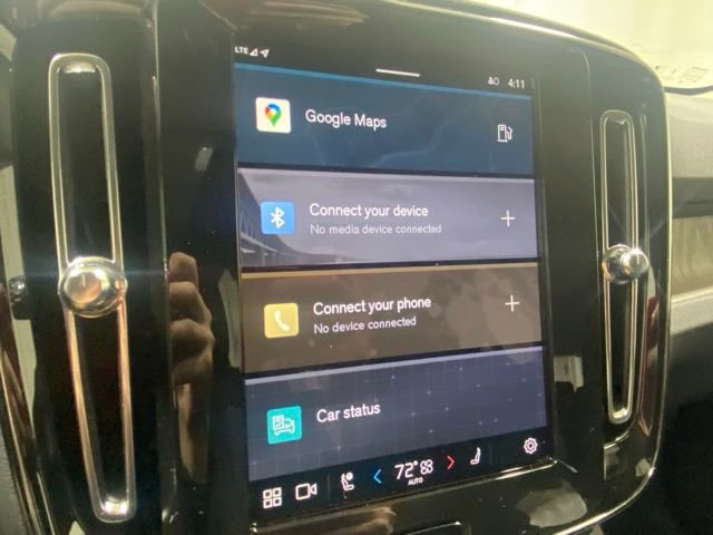 Certified 2025 Volvo XC40 B5 Ultra image 18