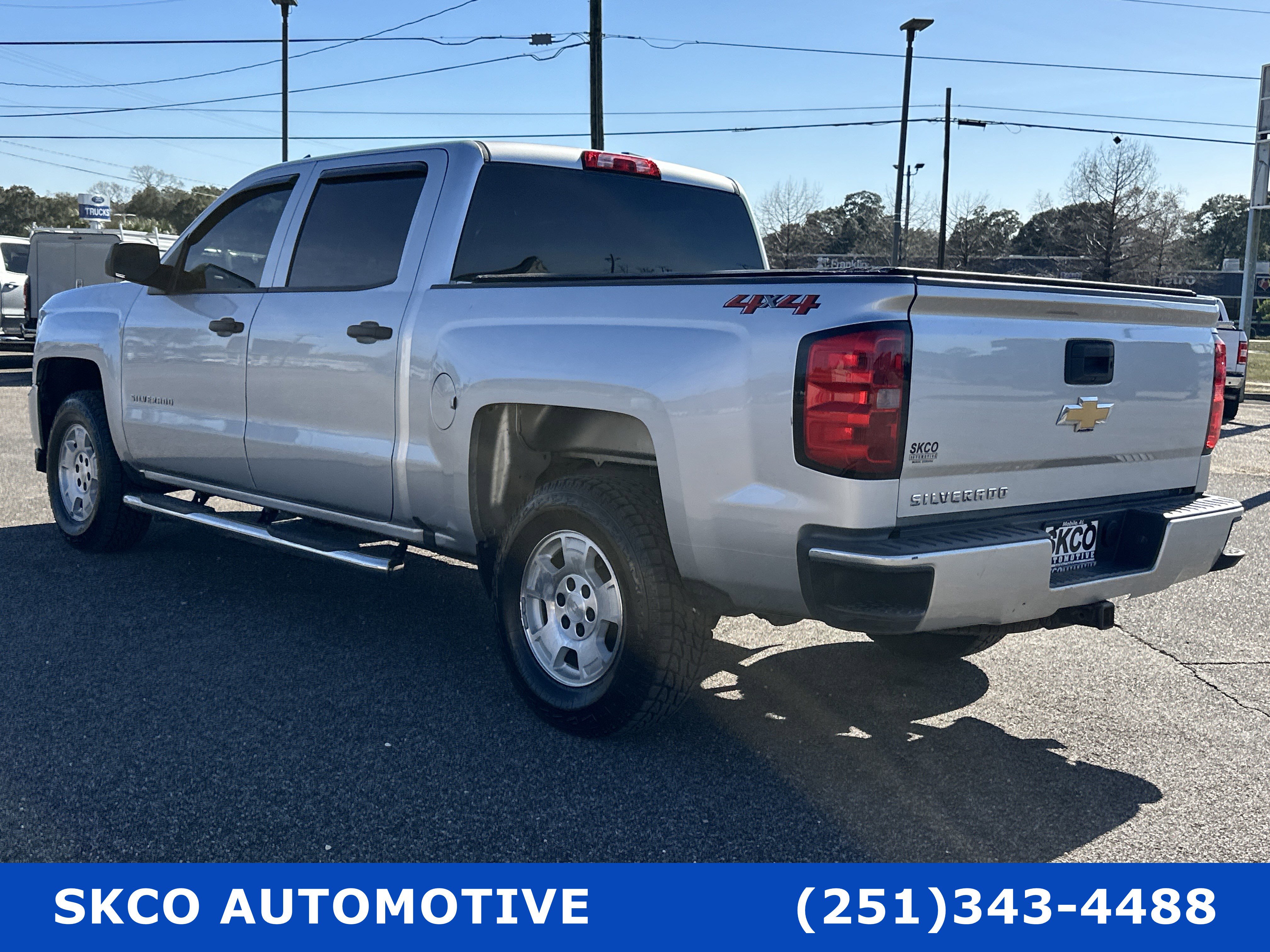 Used 2018 Chevrolet Silverado 1500 Custom w/ Custom Value Package image 3